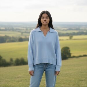 Old Navy Women's Sky Blue V-Neck Sweater